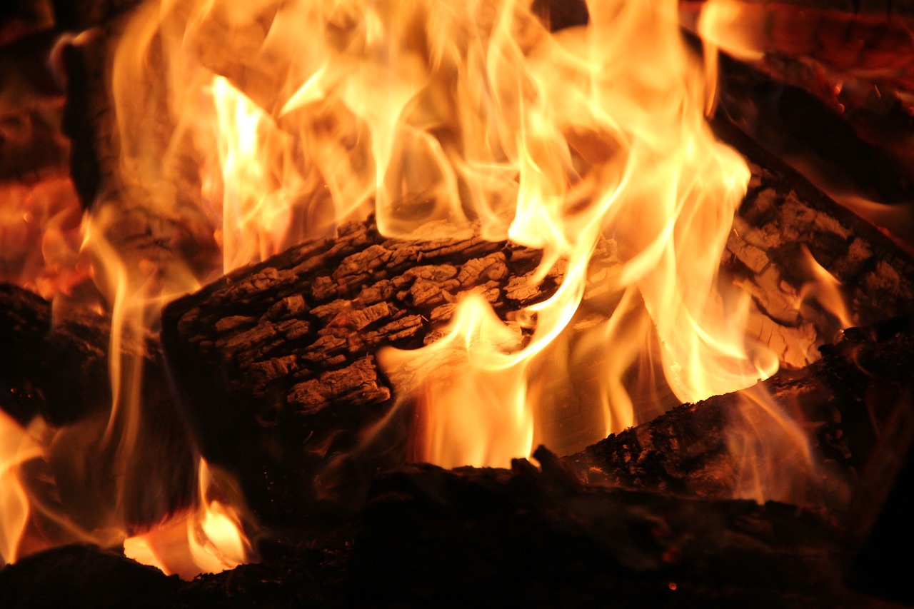 Expert Fireplace Cleaning in Temple Hills, MD Professional Fireplace Cleaning Services In Temple Hills Maryland